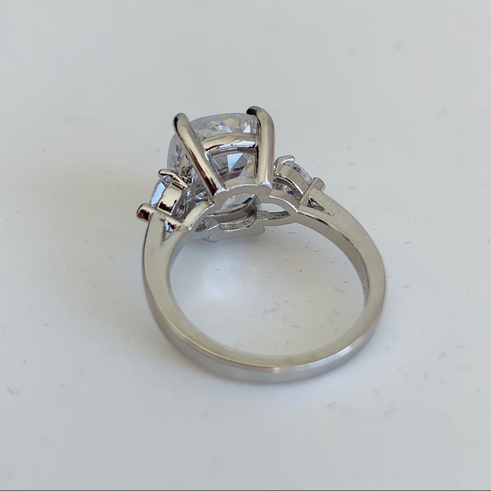 🛳 3Ct 11.7mm x 10mm Cushion Cut Austrian Crystal Solitaire Rings - Picture 9 of 12